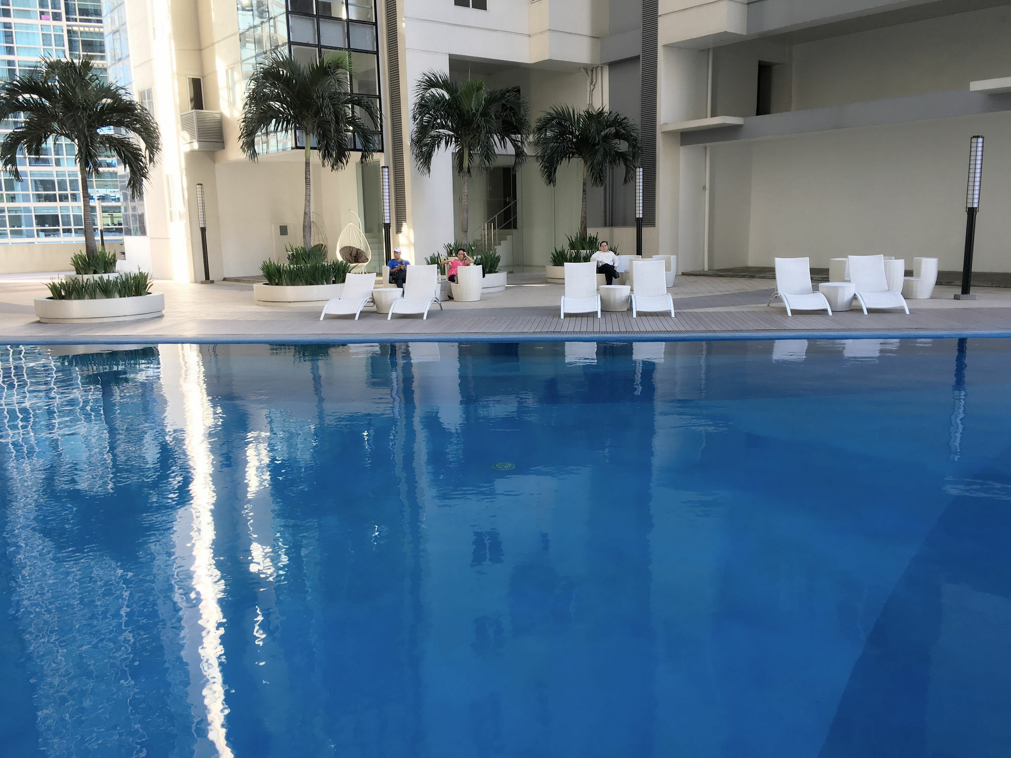 Maxstays - Max Style @ Fort Victoria Makati City Exterior photo