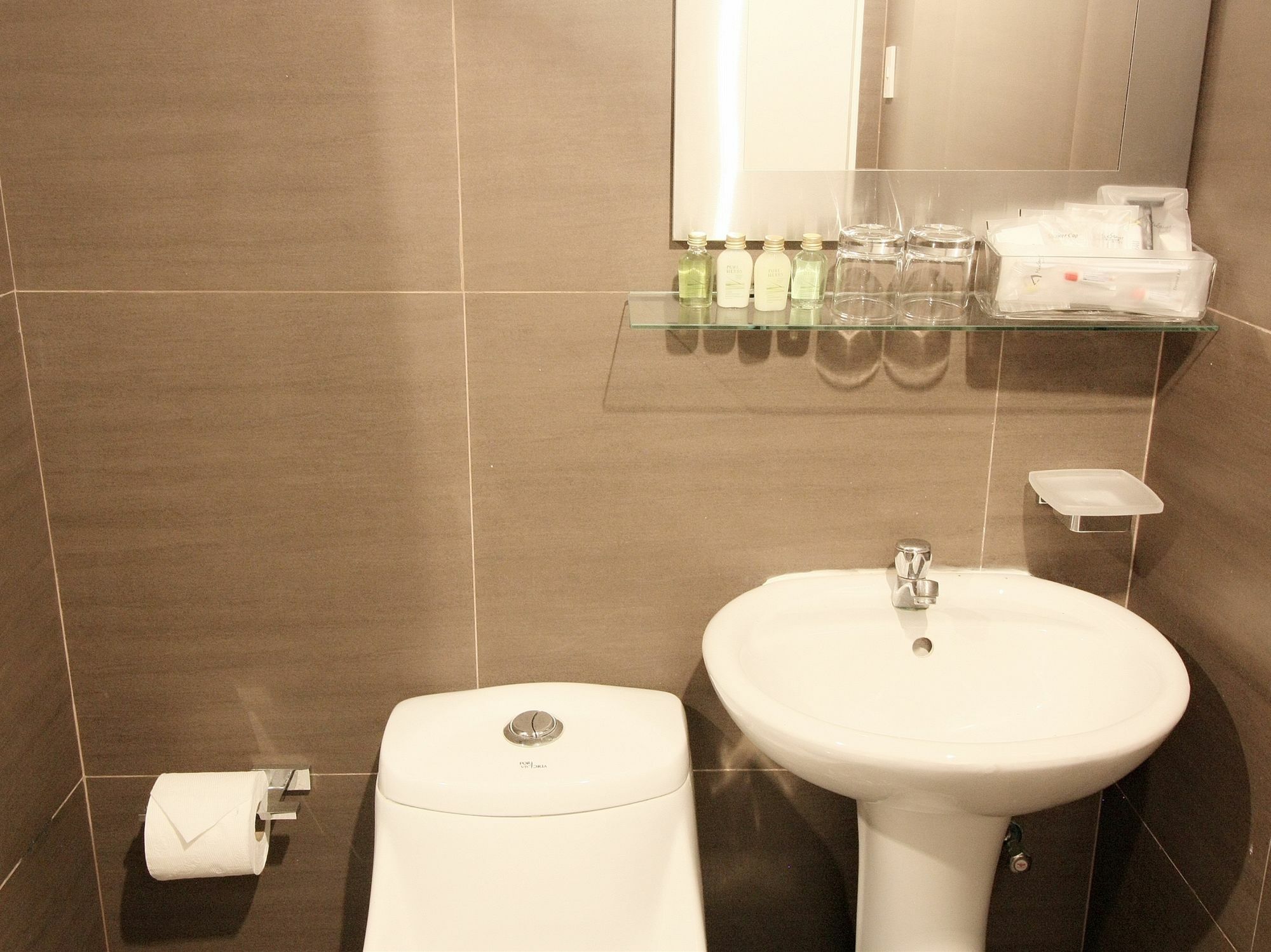 Maxstays - Max Style @ Fort Victoria Makati City Exterior photo
